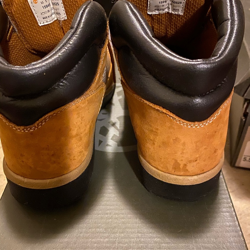 Boys Timbs - Picture 3 of 3